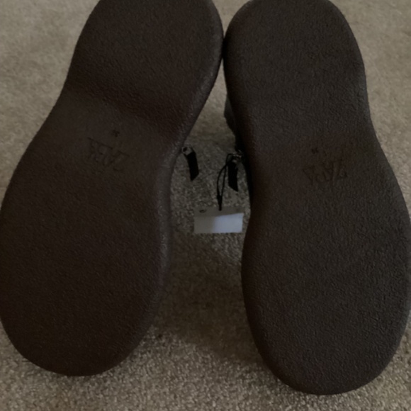 Zara Brand NEW Thick Sole Leather Ankle Boots Black - Picture 2 of 4